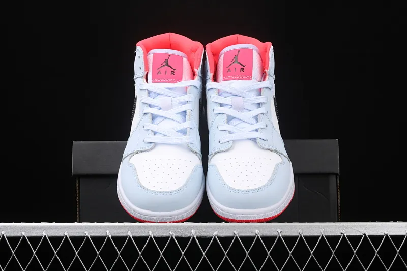 All categories Air Jordan Jordan series basketball shoes Air Jordan 1 Mid Air Jordan 1 Mid AJ1 Joe 1 snowflake ice blue color mid-top basketball shoes 555112-400
